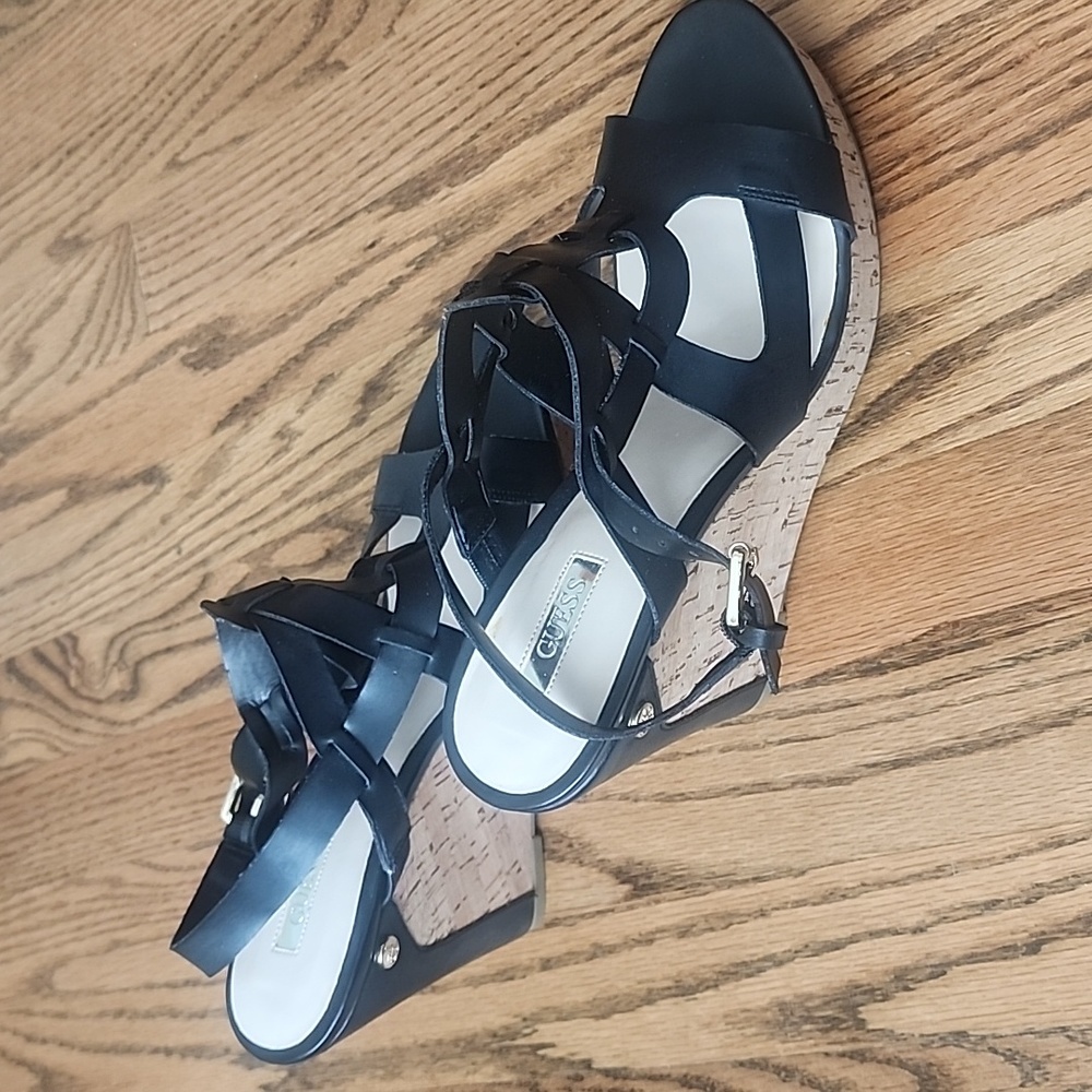 Shoes - Picture 2 of 5